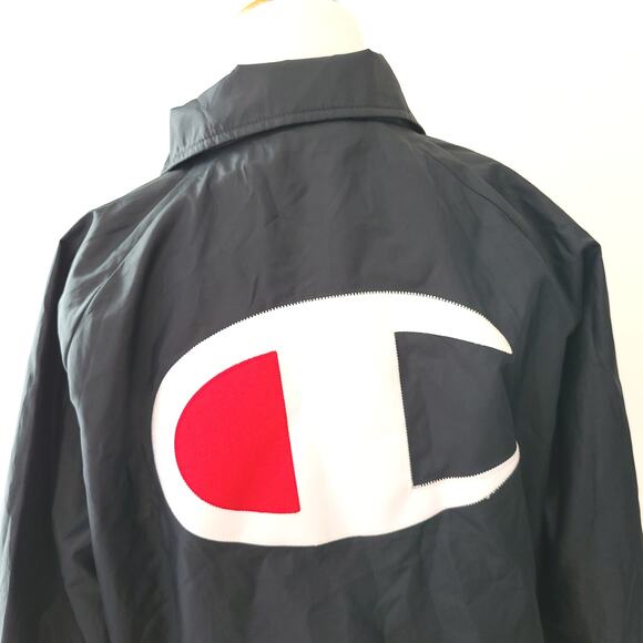 Champion Cropped Coaches Jacket Black Oversize Logo Snap Front Women Large - Picture 6 of 12